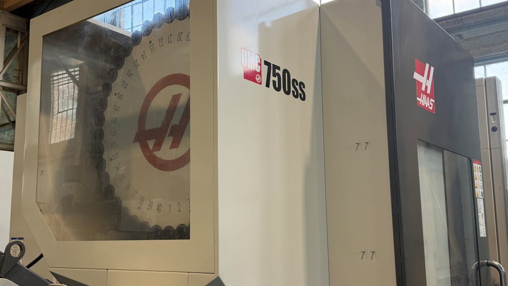 Used Haas UMC-750SS 5 Axis Machining Centre